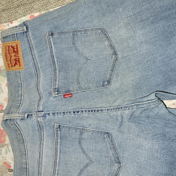 Levi's women's size 10 jeans bundle. - Picture 6 of 10